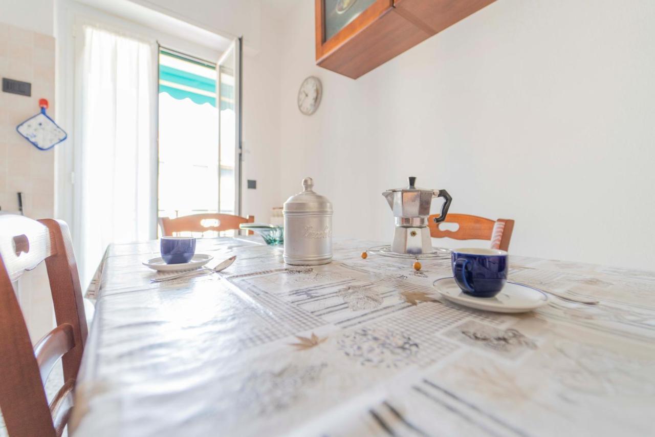 193 - Casa Via Della Chiusa - Centralissimo E Vicino Alla Baia Del Silenzio, Spiaggia E Mare 150M - Parcheggio Gratis Incluso E Aria Condizionata Sestri Levante Exteriör bild