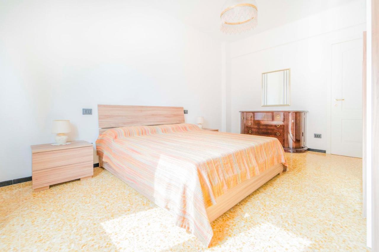 193 - Casa Via Della Chiusa - Centralissimo E Vicino Alla Baia Del Silenzio, Spiaggia E Mare 150M - Parcheggio Gratis Incluso E Aria Condizionata Sestri Levante Exteriör bild