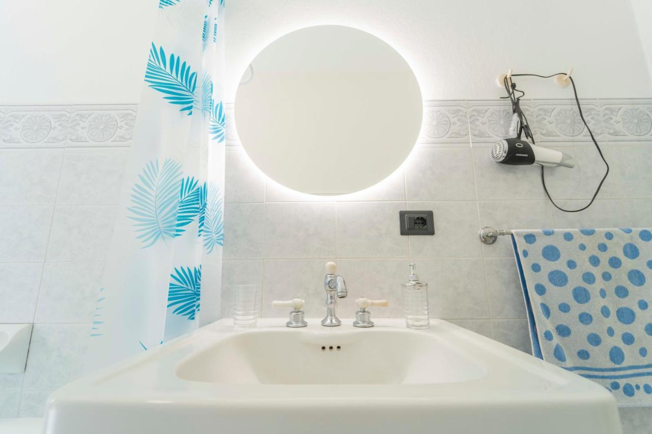 193 - Casa Via Della Chiusa - Centralissimo E Vicino Alla Baia Del Silenzio, Spiaggia E Mare 150M - Parcheggio Gratis Incluso E Aria Condizionata Sestri Levante Exteriör bild